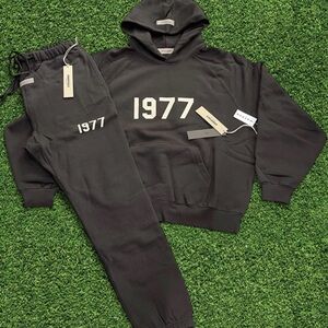 Fear of God Essentials 1977 Iron Hoodie & Sweatpants Set FW22 | Unisex | XXS–XXL